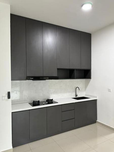 Kondominium untuk Disewa di Ixora Residence - Rex Tan - Kitchen - PropertyGuru.com.my