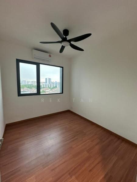 Kondominium untuk Disewa di Ixora Residence - Rex Tan - Bedroom - PropertyGuru.com.my
