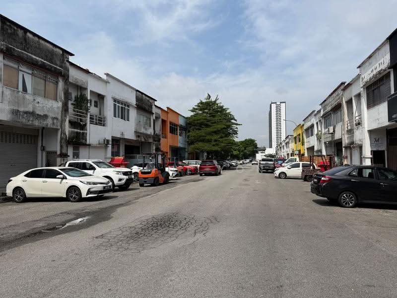 Kilang untuk Dijual di Bandar Bukit Puchong (Puchong) - Celine Yong - Exterior - PropertyGuru.com.my