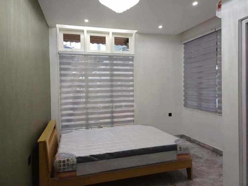 Bungalow House for Sale in Taman Stulang Laut (Johor Bahru) - Agnes . - PropertyGuru.com.my