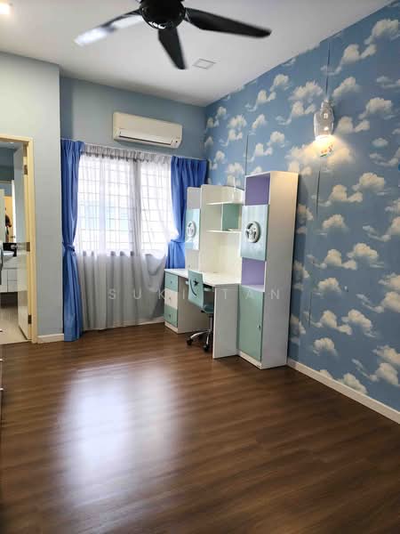 3-storey Terraced House for Sale in Lake Fields (Sungai Besi) - Suki Tan - Study - PropertyGuru.com.my