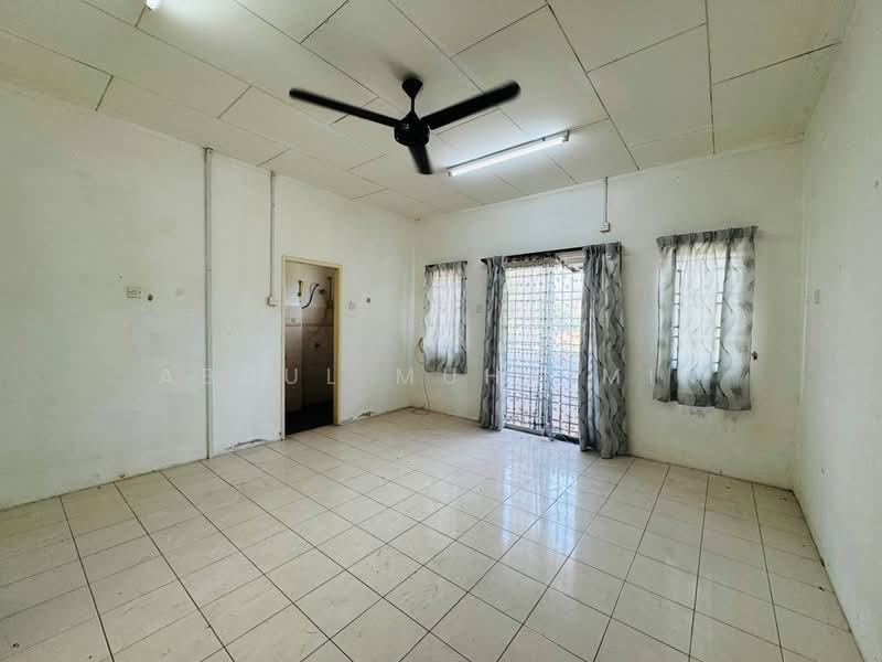 Rumah Teres 2-Tingkat untuk Dijual di Bandar Puteri Jaya (Sungai Petani) - Abdul Muhaimin - Living Room - PropertyGuru.com.my