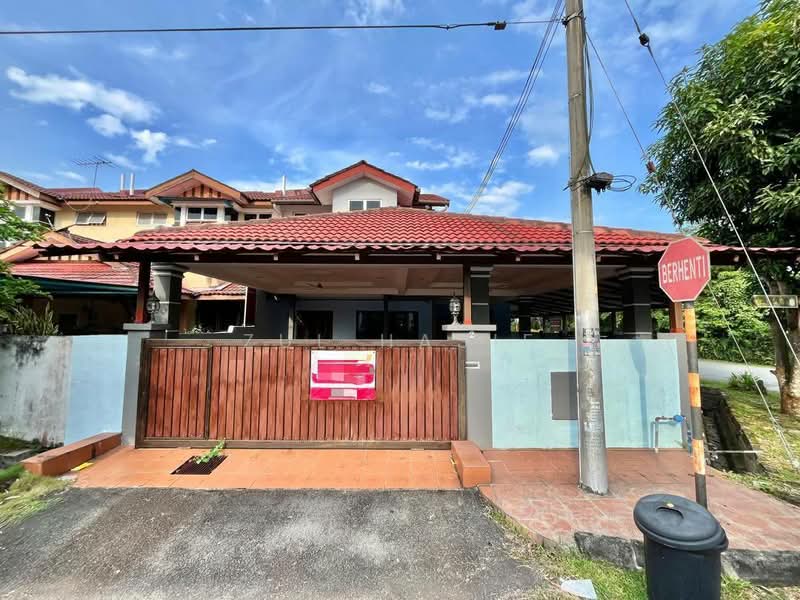 Rumah Teres 2-Tingkat untuk Dijual di Bandar Baru Bangi (Selangor) - Zul Hasif - PropertyGuru.com.my