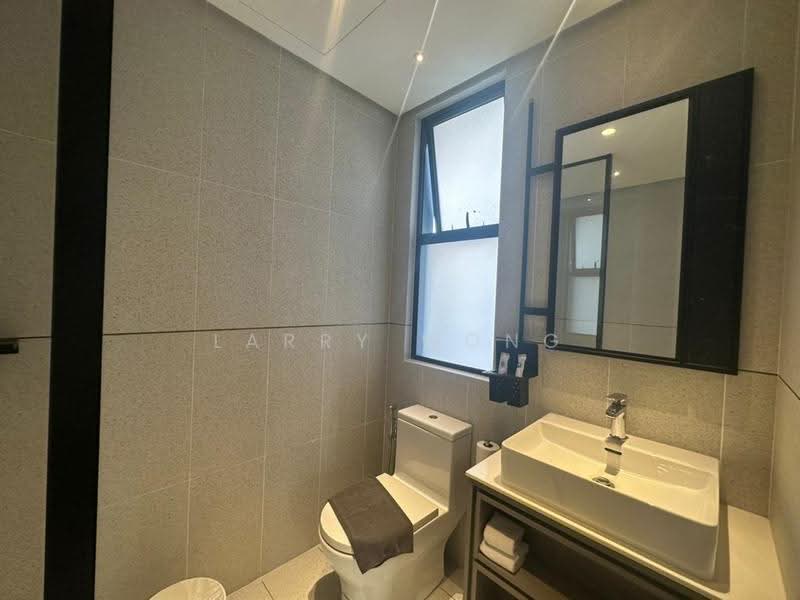 Service Residence for Sale at Millerz Square Serviced Residence - Larry Wong - Bathroom - PropertyGuru.com.my