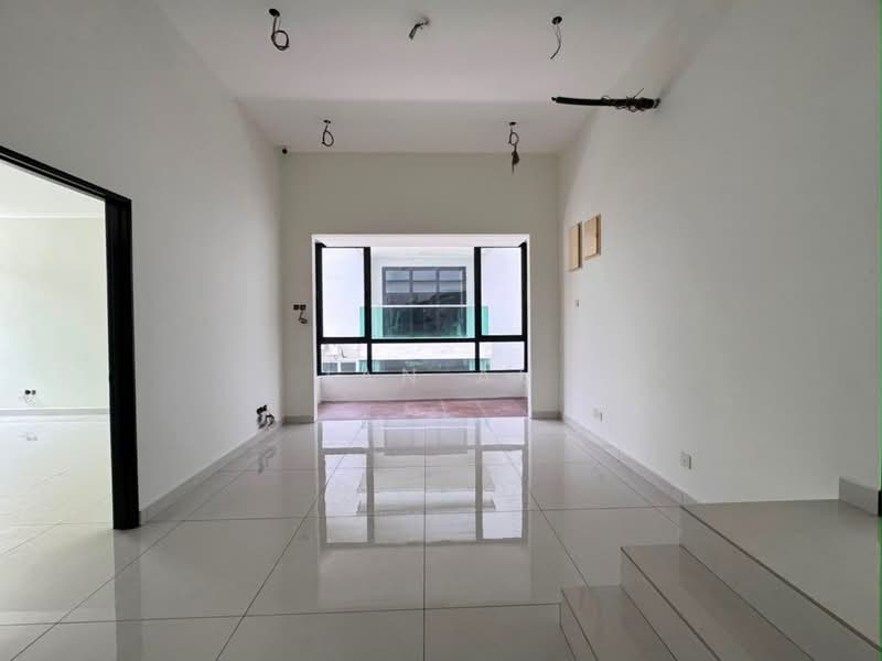 Rumah Berkembar untuk Dijual di Taman Kempas Utama (Tebrau) - JAN AU - Living Room - PropertyGuru.com.my