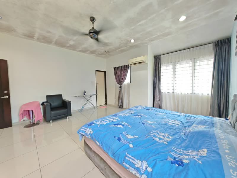 Semi-Detached House for Sale in Taman Setia Indah (Tebrau) - Jayden Ng - Bedroom - PropertyGuru.com.my