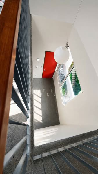 Bungalow House untuk Dijual di Damansara Heights (Kuala Lumpur) - Adzura Zamedin - Entrance - PropertyGuru.com.my