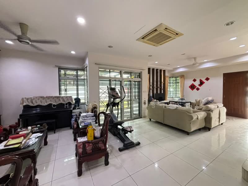 Banglo Pautan untuk Dijual di Taman Gaya (Ulu Tiram) - Chua Yek Shin - Living Room - PropertyGuru.com.my