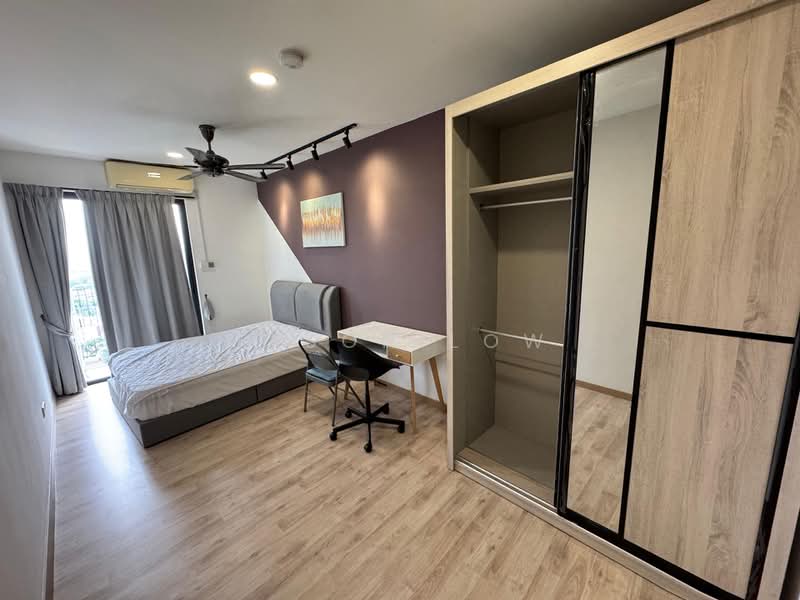 Kediaman Servis untuk Disewa di Emporis - Jason Low - Bedroom - PropertyGuru.com.my