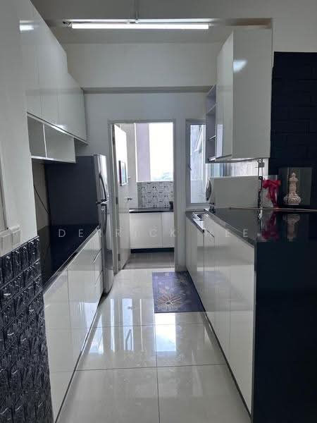 Kediaman Servis untuk Disewa di Savanna Executive Suite @ Southville City - Derrick Hee - Kitchen - PropertyGuru.com.my