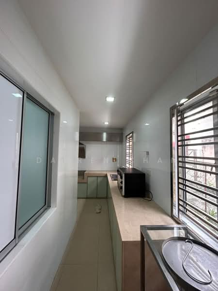 Rumah Teres untuk Dijual di Bandar Kinrara Seksyen 5 (Bandar Kinrara) - Darren Chan - Kitchen - PropertyGuru.com.my