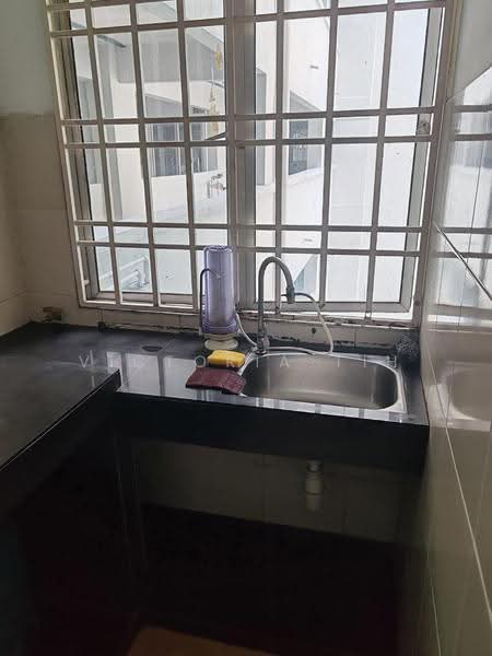 Kondominium untuk Disewa di Angkasa Condominiums - Victoria Tih - Kitchen - PropertyGuru.com.my
