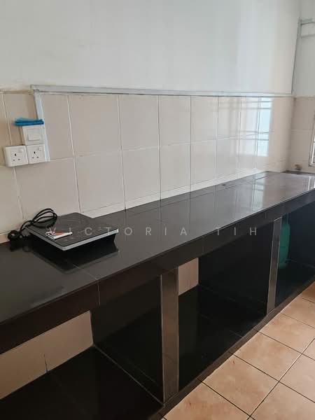 Kondominium untuk Disewa di Angkasa Condominiums - Victoria Tih - Kitchen - PropertyGuru.com.my