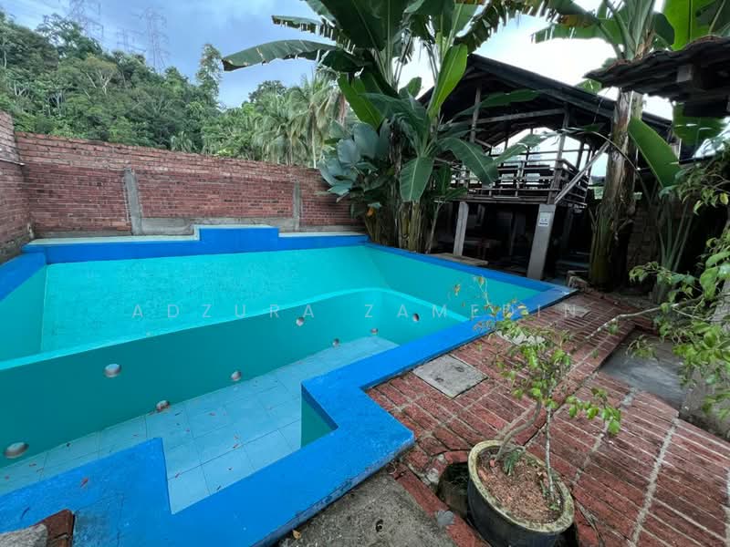 Hotel / Resort for Sale in Janda Baik (Bentong) - Adzura Zamedin - PropertyGuru.com.my