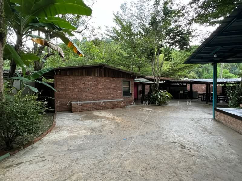 Hotel / Resort for Sale in Janda Baik (Bentong) - Adzura Zamedin - PropertyGuru.com.my