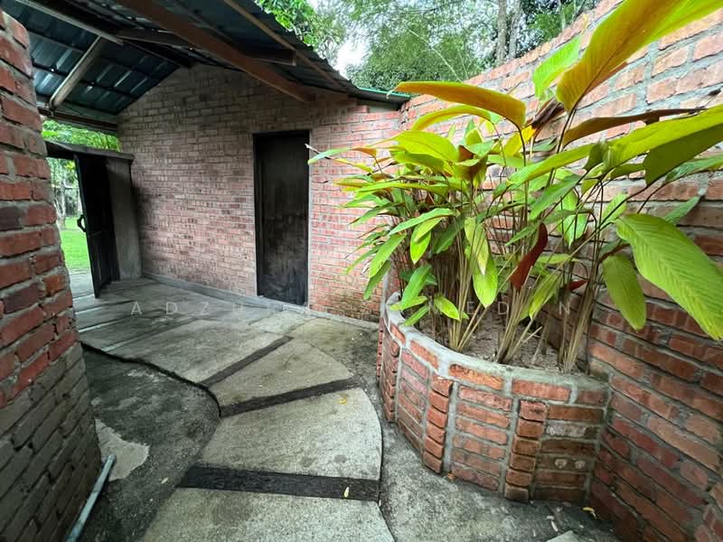 Hotel / Resort for Sale in Janda Baik (Bentong) - Adzura Zamedin - PropertyGuru.com.my