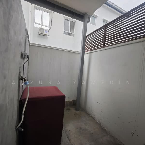 Semi-Detached House for Sale in Seremban (Negeri Sembilan) - Adzura Zamedin - Exterior - PropertyGuru.com.my