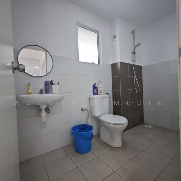Semi-Detached House for Sale in Seremban (Negeri Sembilan) - Adzura Zamedin - Bathroom - PropertyGuru.com.my
