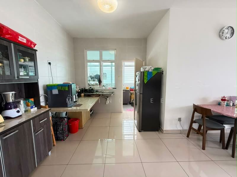 Kediaman Servis untuk Dijual di Twin Danga Residence - Melinda Ee - Kitchen - PropertyGuru.com.my