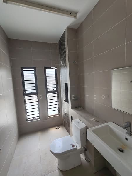 Rumah Teres untuk Disewa di Bandar Bukit Raja (Klang) - Jasmine Teo - Bathroom - PropertyGuru.com.my