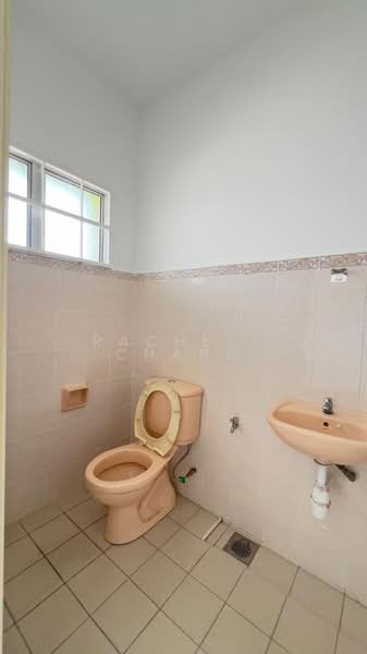 Rumah Teres untuk Dijual di Taman Wangsa Permai (Kepong) - Racheel Chang - Bathroom - PropertyGuru.com.my