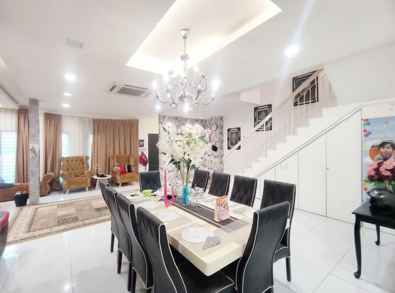 2-storey Terraced House for Sale in Taman Impian Putra (Bangi) - Azli Ibrahim - Dining Room - PropertyGuru.com.my