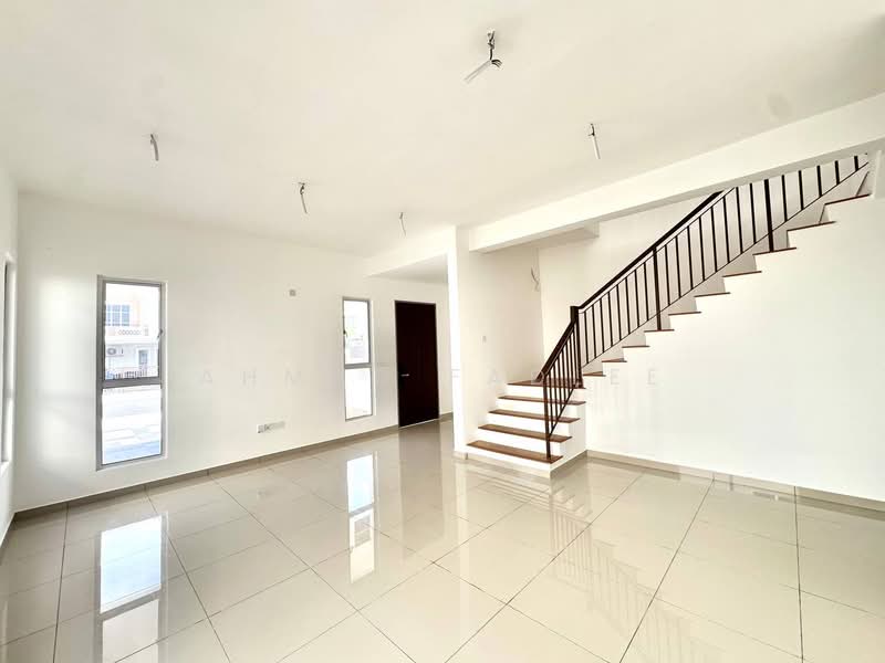 Semi-Detached House for Sale in Alam Sari (Bangi) - Ahmad Fadlee - PropertyGuru.com.my
