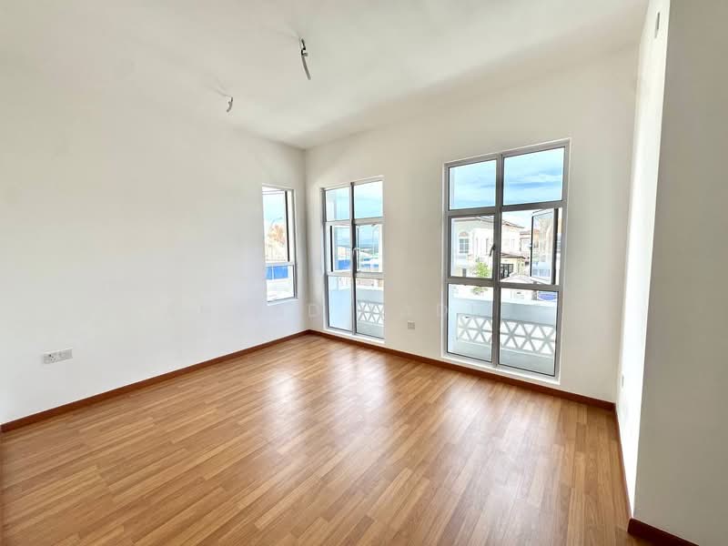 Semi-Detached House for Sale in Alam Sari (Bangi) - Ahmad Fadlee - PropertyGuru.com.my
