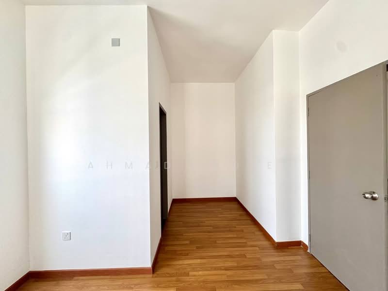 Semi-Detached House for Sale in Alam Sari (Bangi) - Ahmad Fadlee - PropertyGuru.com.my