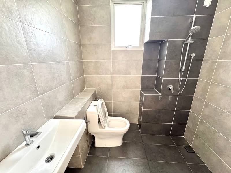 Semi-Detached House for Sale in Alam Sari (Bangi) - Ahmad Fadlee - PropertyGuru.com.my