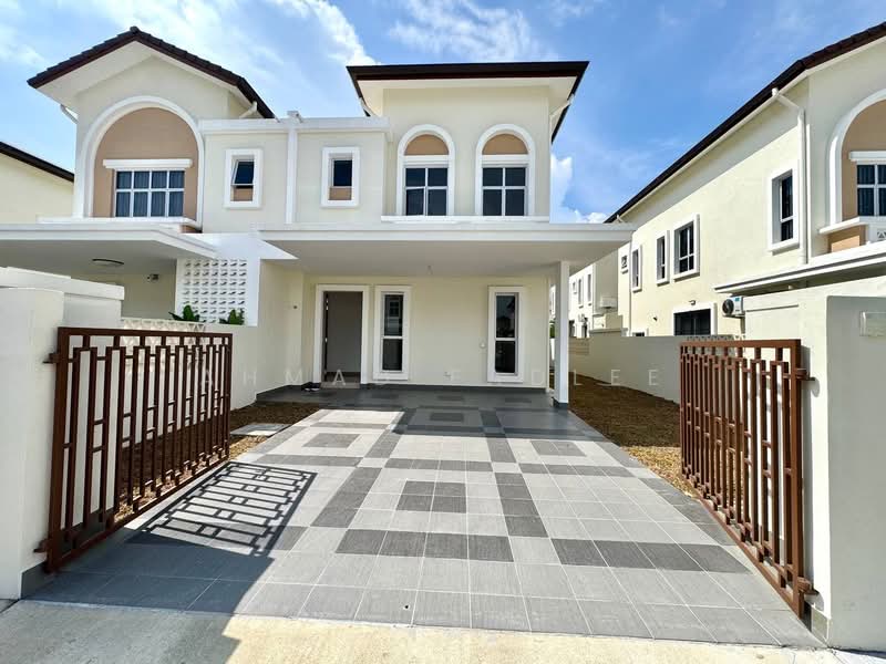 Semi-Detached House for Sale in Alam Sari (Bangi) - Ahmad Fadlee - PropertyGuru.com.my