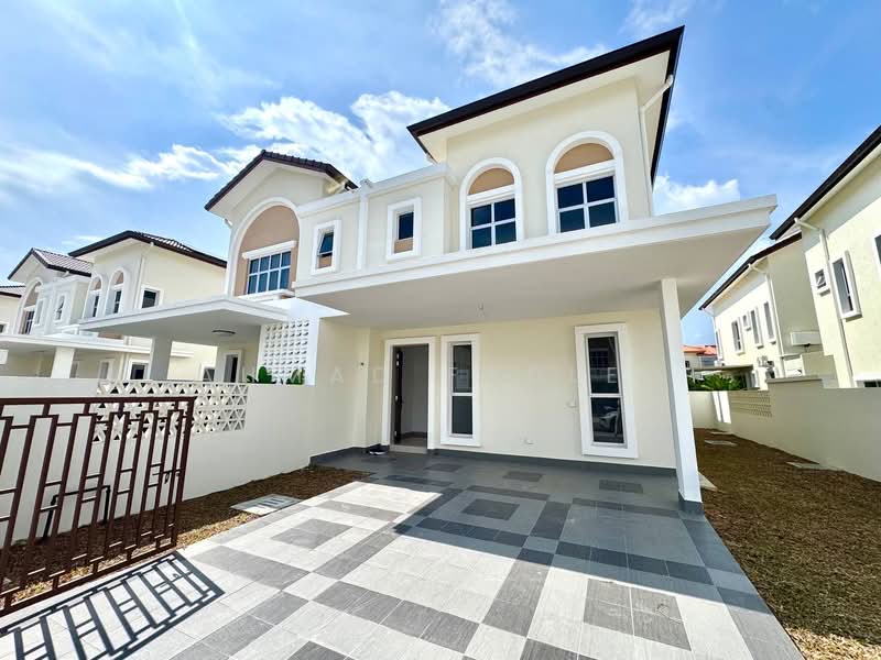 Semi-Detached House for Sale in Alam Sari (Bangi) - Ahmad Fadlee - PropertyGuru.com.my