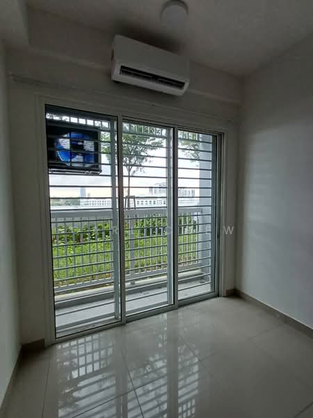 Kediaman Servis untuk Disewa di 121 Residences - Carl Chew - Balcony - PropertyGuru.com.my