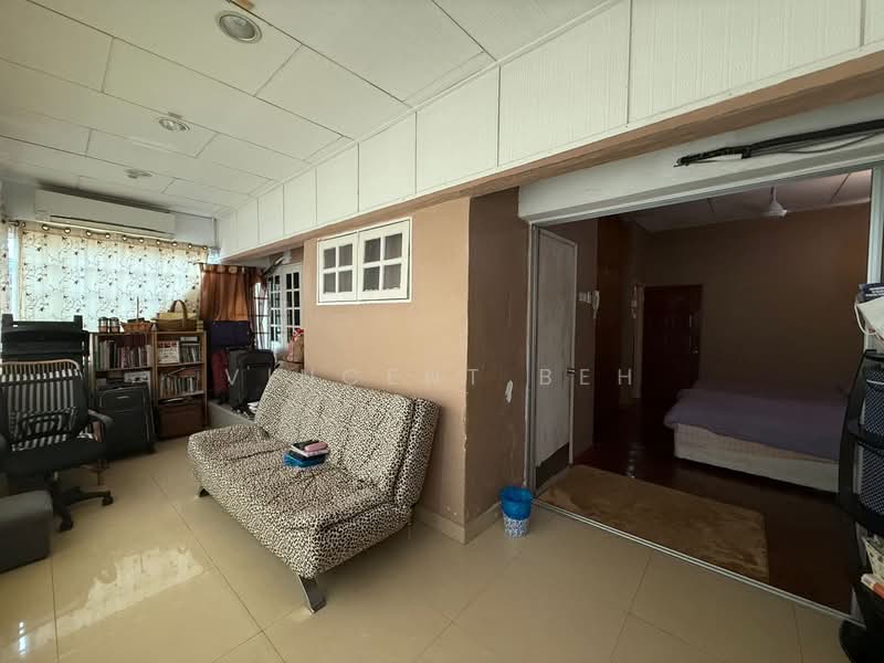 2-storey Terraced House for Sale in Ampang Jaya (Ampang) - Vincent Beh - Living Room - PropertyGuru.com.my