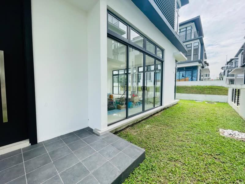 Semi-Detached House for Sale in Presint 12 (Putrajaya) - Adzura Zamedin - Exterior - PropertyGuru.com.my