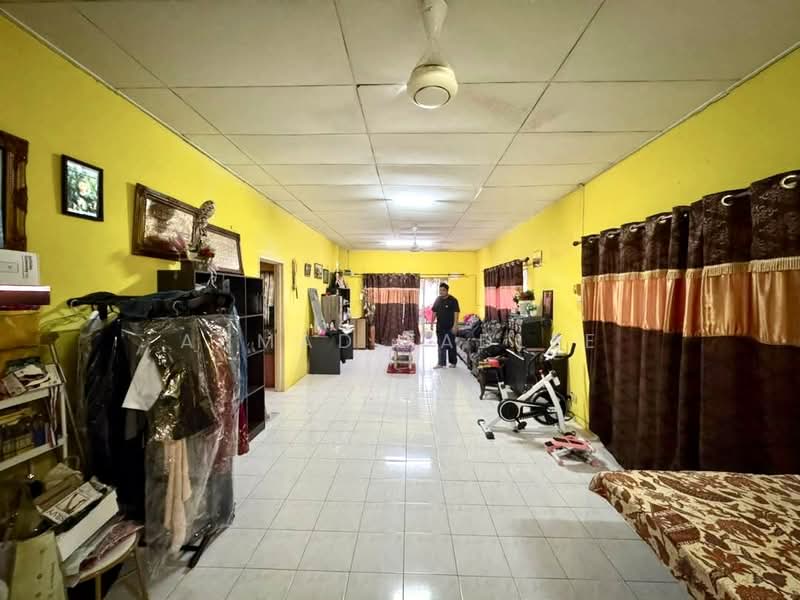 Bungalow House untuk Dijual di Bandar Putra Permai (Seri Kembangan) - Ahmad Fadlee - PropertyGuru.com.my