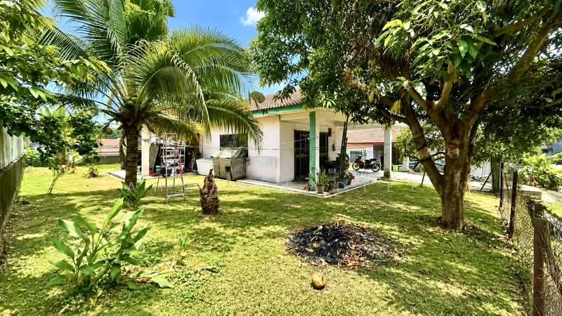 Bungalow House untuk Dijual di Bandar Putra Permai (Seri Kembangan) - Ahmad Fadlee - PropertyGuru.com.my