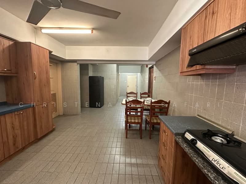 Kondominium untuk Disewa di UBN Tower - Christenaida Safari - Kitchen - PropertyGuru.com.my
