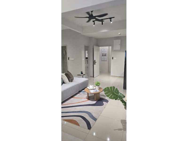 Service Residence for Sale at Seiras @ Utropolis - Yee Joey - Living Room - PropertyGuru.com.my