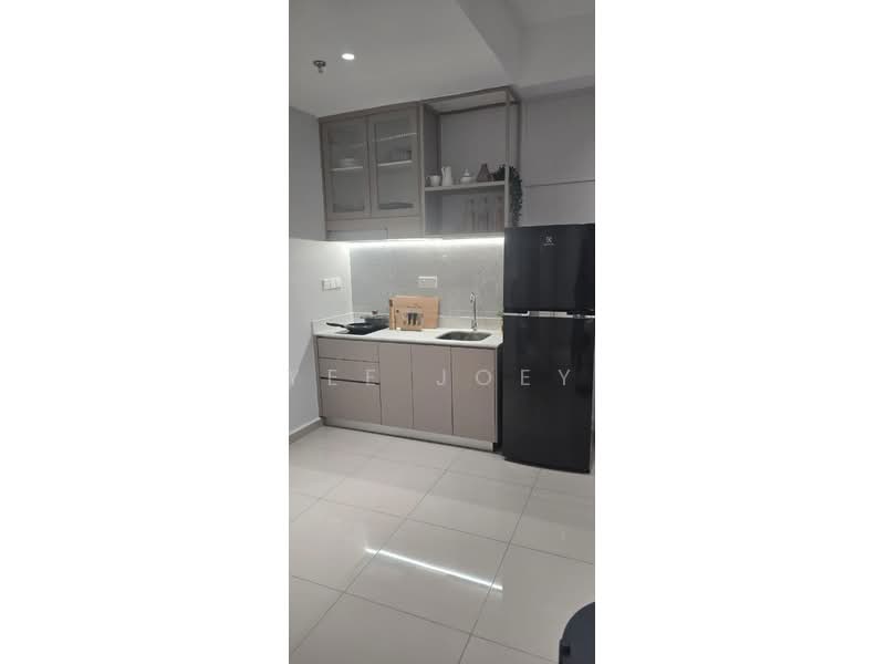 Service Residence for Sale at Seiras @ Utropolis - Yee Joey - Kitchen - PropertyGuru.com.my