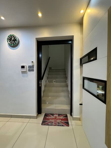 2-storey Terraced House for Rent in Goodview Heights (Kajang) - Isaac Sim - Entrance - PropertyGuru.com.my