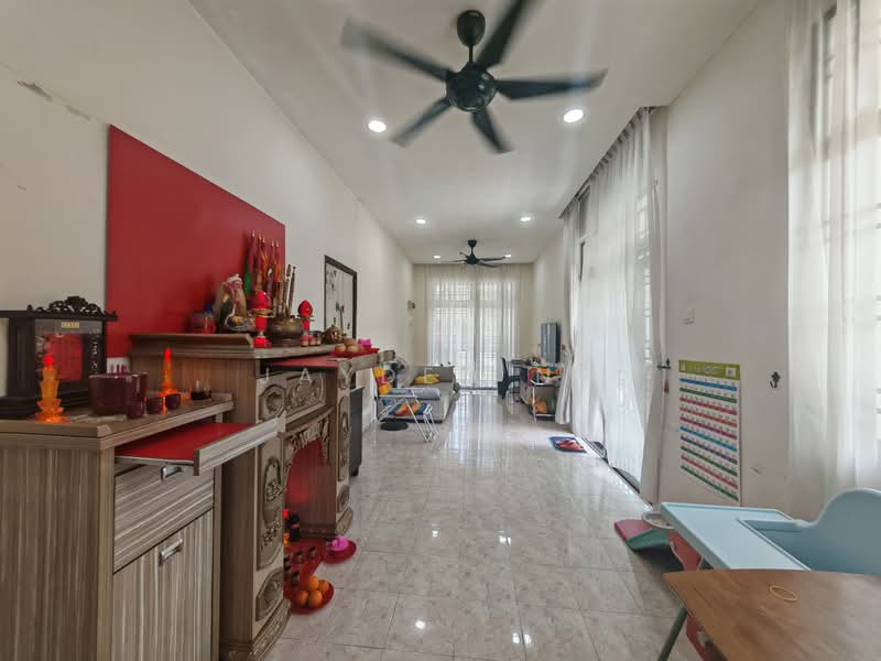 Rumah Teres 1-Tingkat untuk Dijual di Taman Setia Indah (Tebrau) - Jayden Ng - Living Room - PropertyGuru.com.my