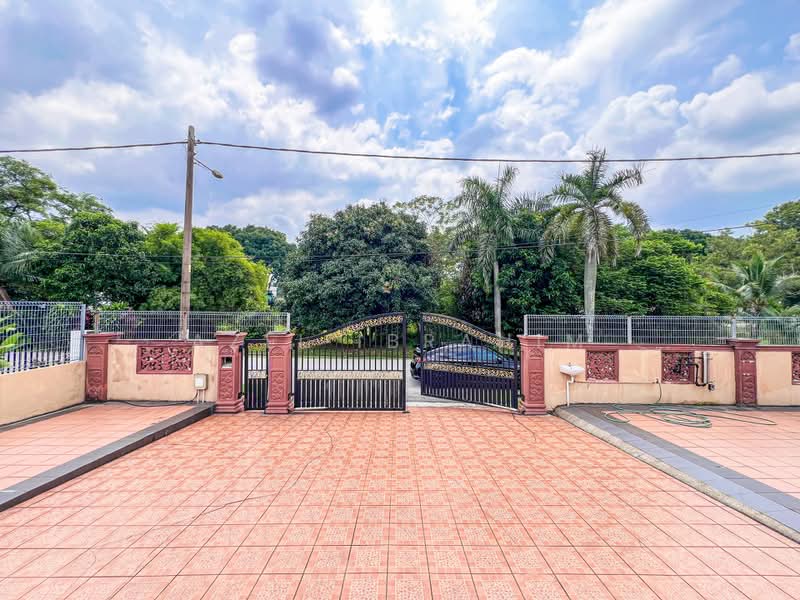 Bungalow House untuk Dijual di Bandar Rinching (Semenyih) - Azli Ibrahim - Exterior - PropertyGuru.com.my