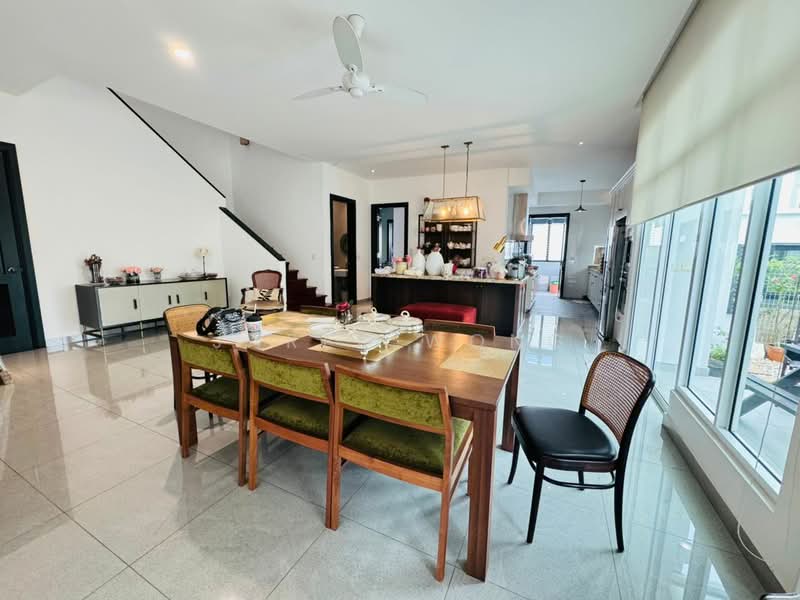 Semi-Detached House for Sale in Cyberjaya (Selangor) - Jared Wong - Dining Room - PropertyGuru.com.my