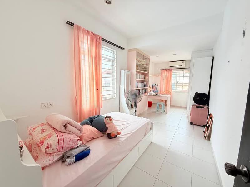 2-storey Terraced House for Sale in Taman Setia Indah (Tebrau) - Jordan . - Bedroom - PropertyGuru.com.my