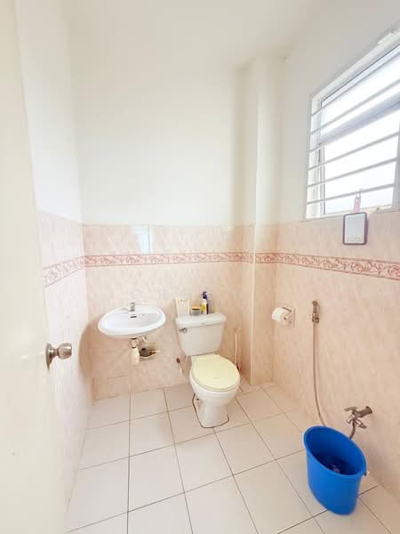 2-storey Terraced House for Sale in Taman Setia Indah (Tebrau) - Jordan . - Bathroom - PropertyGuru.com.my