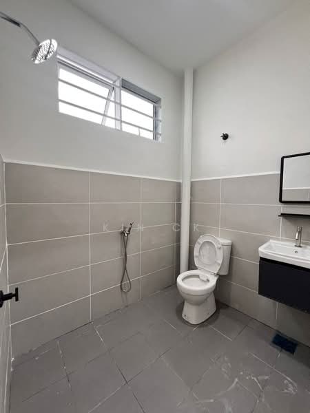 3-storey Terraced House for Sale in Bandar Seremban Selatan (Seremban) - Kin CK - Bathroom - PropertyGuru.com.my