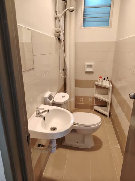 Condominium for Rent at Residensi Laguna (Sunway Belvedere) - Joey Wong - Bathroom - PropertyGuru.com.my