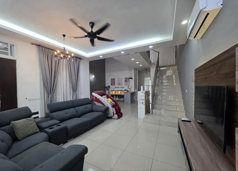 3-storey Terraced House for Sale in Taman Eco Cascadia (Tebrau) - Nathan Chan - Living Room - PropertyGuru.com.my