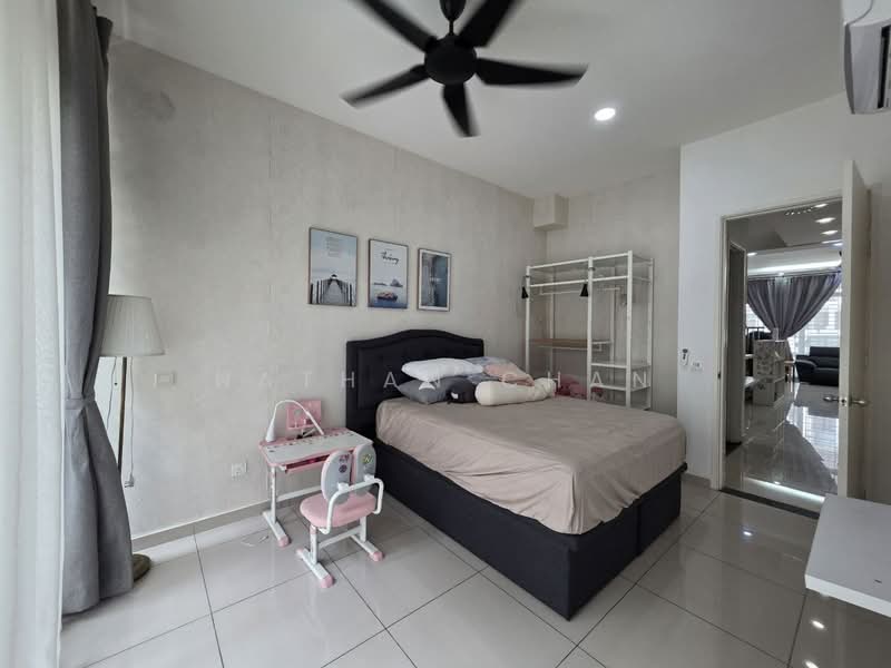 3-storey Terraced House for Sale in Taman Eco Cascadia (Tebrau) - Nathan Chan - Bedroom - PropertyGuru.com.my